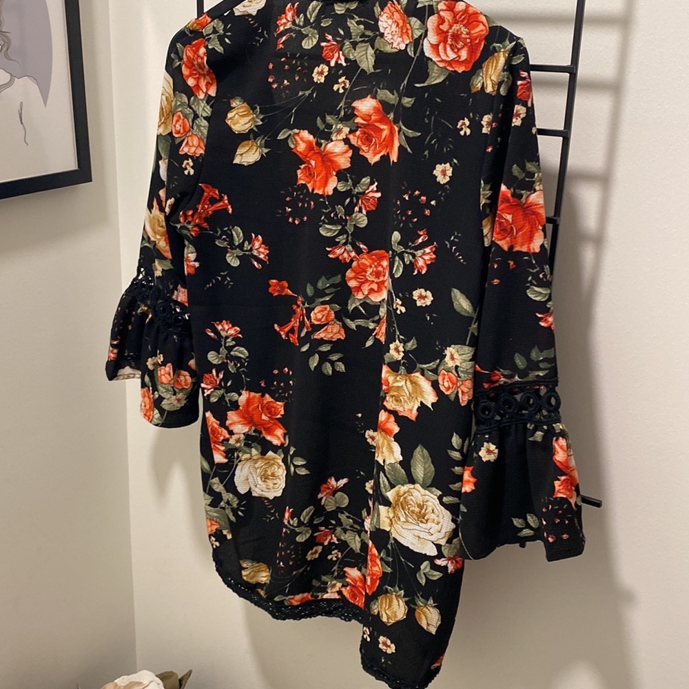 Sweet claire floral bell sleeve kimono - Picture 7 of 8